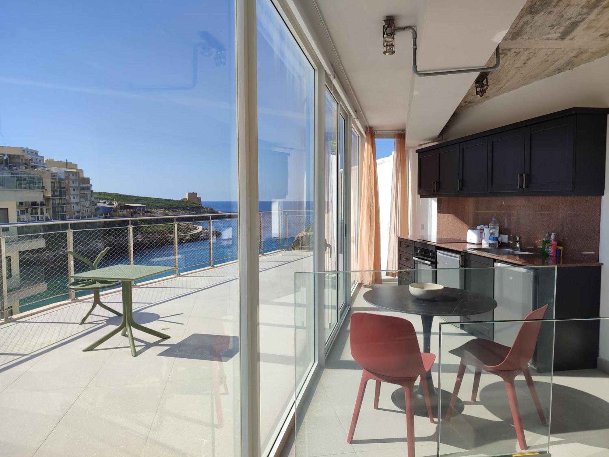 Xlendistays - Centrally Located Seafront Living Holiday Spaces In Xlendi Bagian luar foto